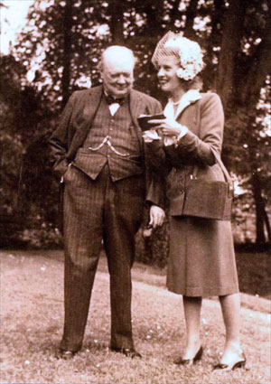 Churchill-and-Odette-Pol-Roger