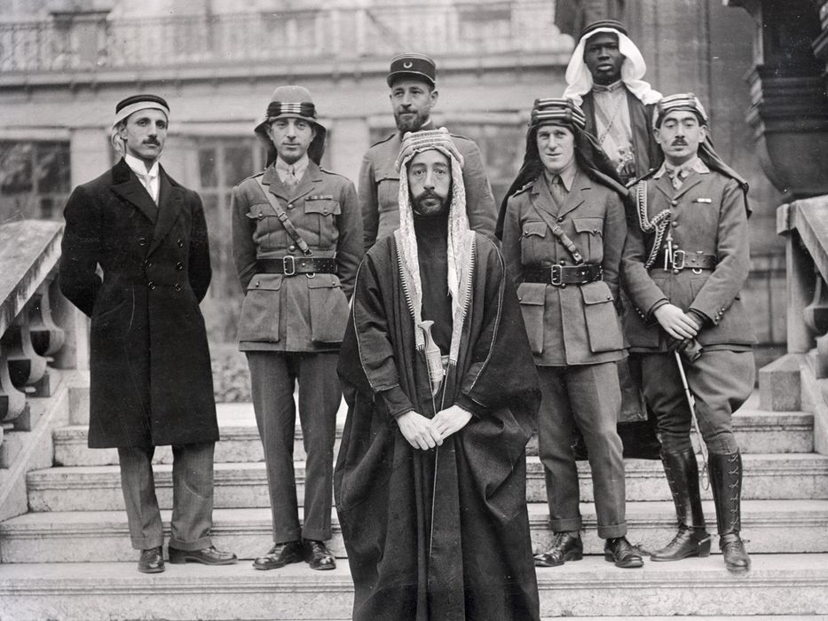 Lawrence 1919 King Faisel Iraq 1 Paris Peace Conferfence