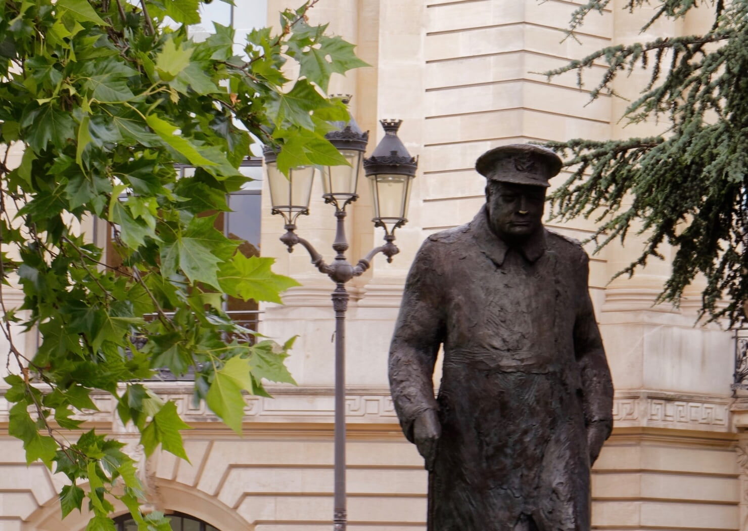 Churhicll statue, Paris